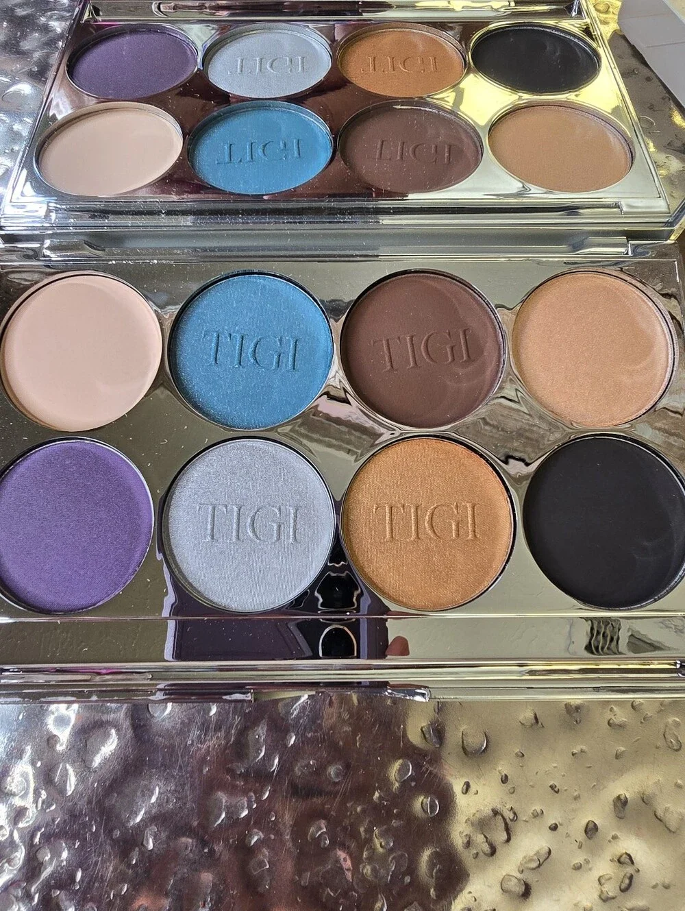 TIGI Discontinued Eyeshadow Palette, 8 Color Collection, NEW